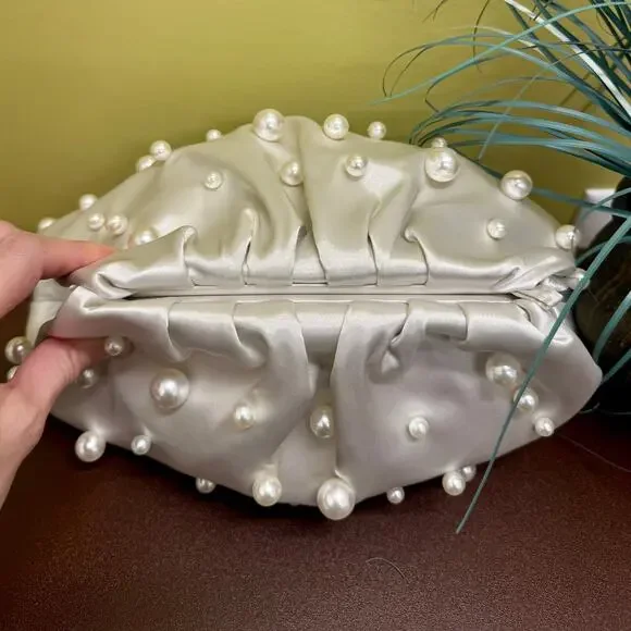 Anthropologie BHLDN Frankie Clutch Pearl Edition White Bridal Black Tie - Picture 7 of 12